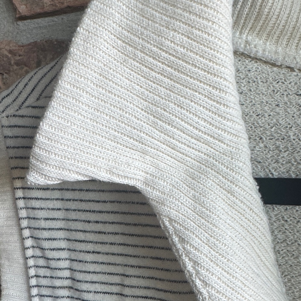 By Together Cream Mini-stripe Textured Knit Top - Picture 3 of 7